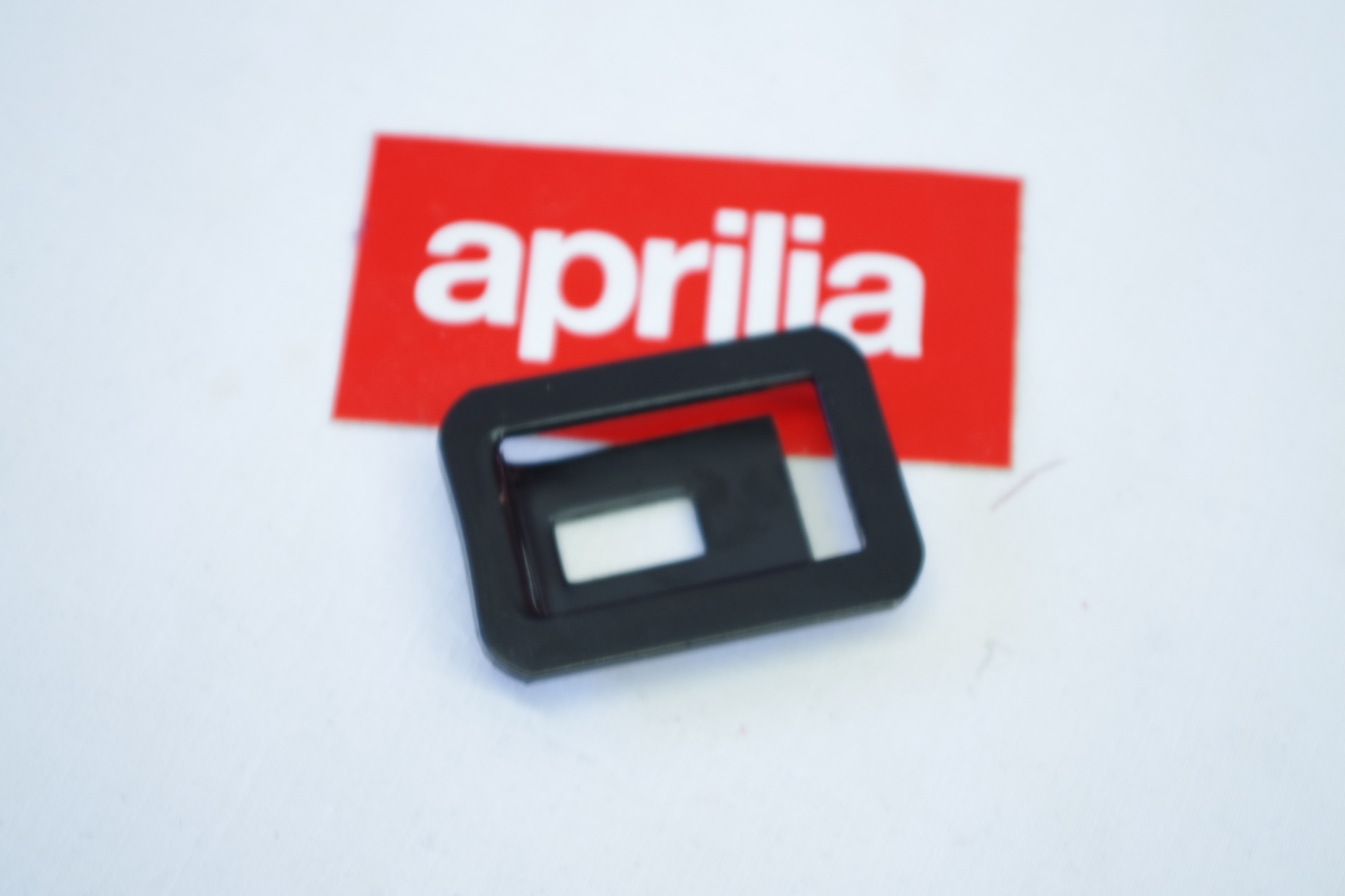 Befestigungsplatte Tank Aprilia RS125 Halter